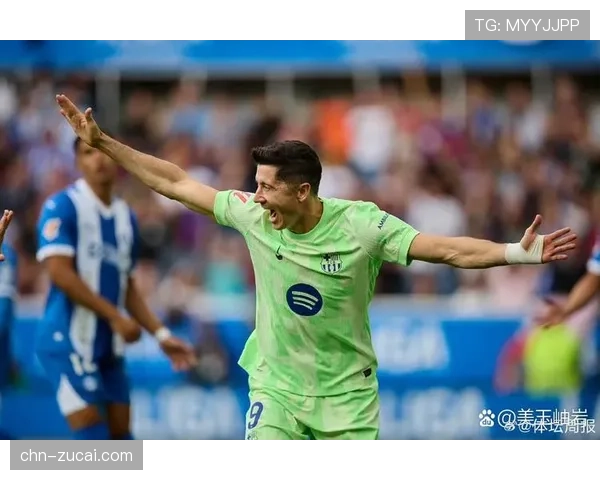 莱万多夫斯基宝刀未老 射手榜排名前列